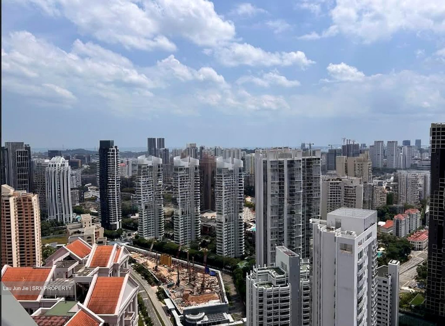 New Futura (D9), Condominium #568136381